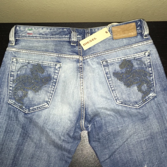 SOLD🔥🔥🔥DIESEL JEANS 👖 - Picture 3 of 7